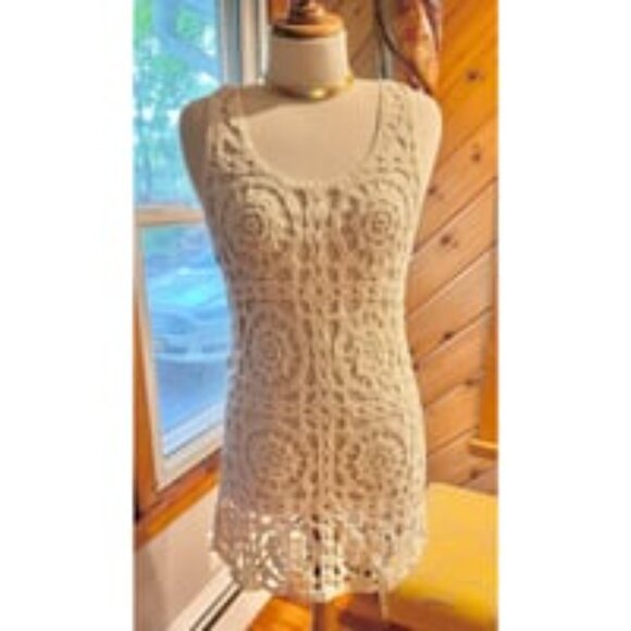 Hippie Bohemian Crocheted Floral Mini - Picture 2 of 3